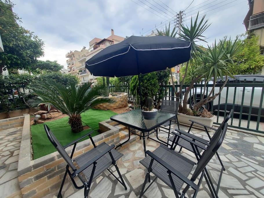 Anastasia'S Apartment With Yard Atene Esterno foto