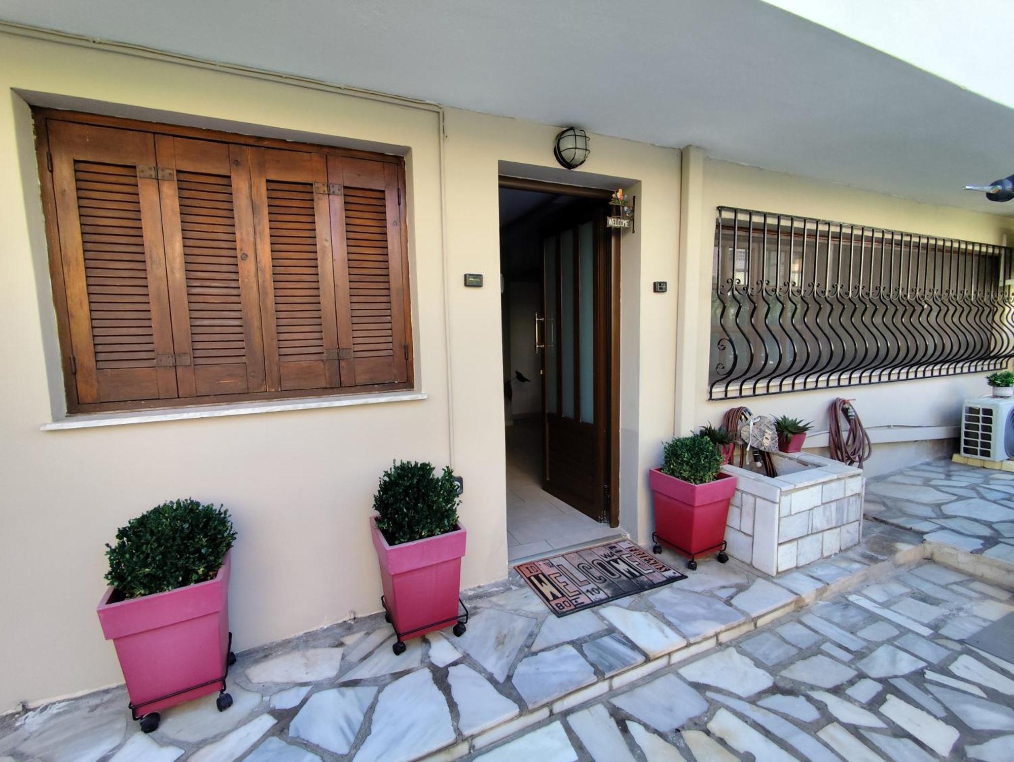 Anastasia'S Apartment With Yard Atene Esterno foto